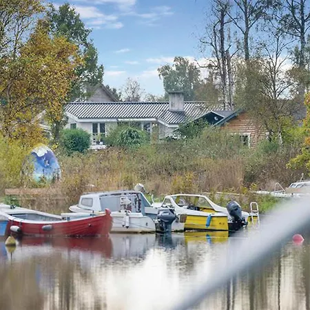 Ferienhaus Four-bedroom In Strøby Ladeplads
