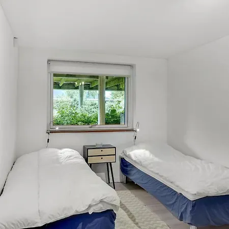 Four-bedroom In Holiday home