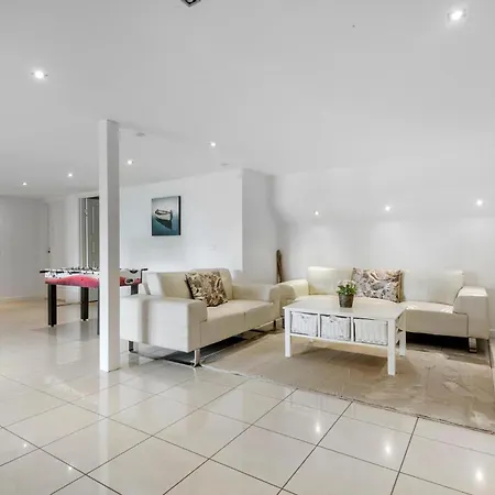 Ferienhaus Four-bedroom In