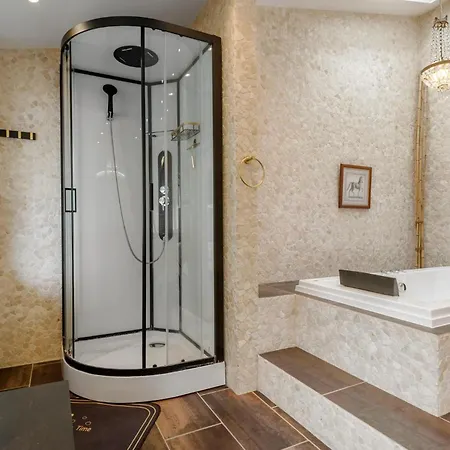 Ferienhaus Four-bedroom In *